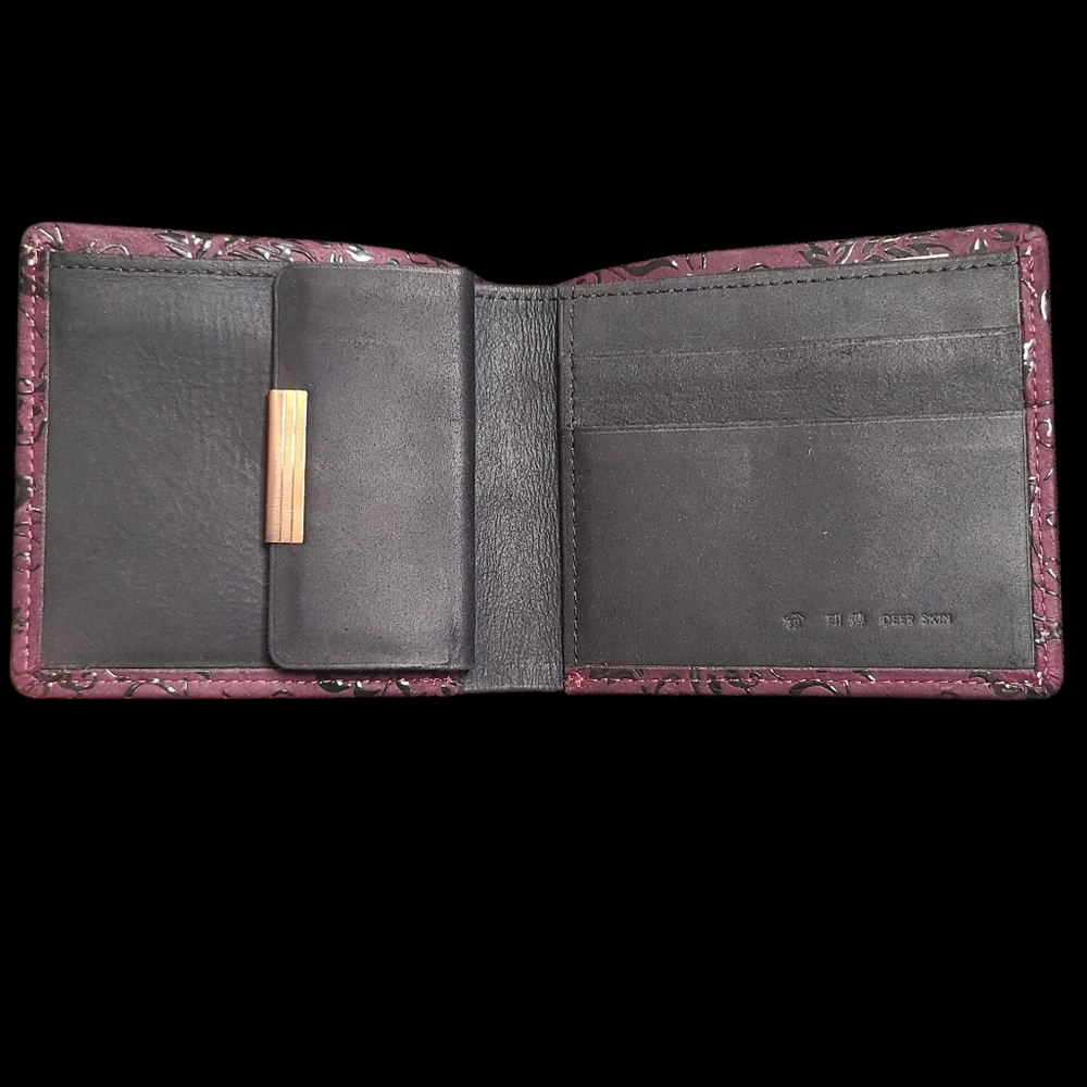 INDEN-YA Deer Leather purple And Black Floral Embossed Bi Fold Wallet NWOT - Picture 2 of 3